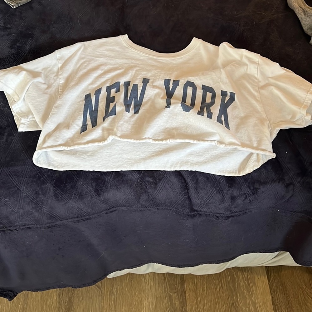 White cropped oversize tee
